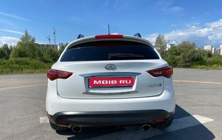 Infiniti QX70, 2014 год, 3 000 000 рублей, 6 фотография