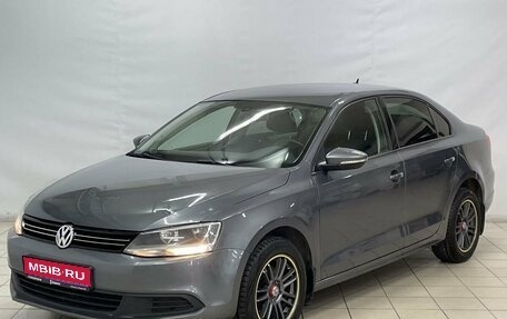 Volkswagen Jetta VI, 2011 год, 1 060 000 рублей, 1 фотография