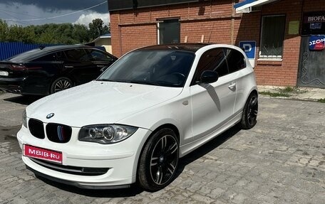 BMW 1 серия, 2010 год, 1 690 000 рублей, 1 фотография