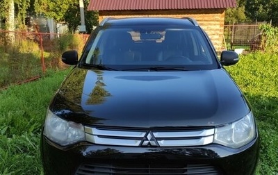 Mitsubishi Outlander III рестайлинг 3, 2014 год, 1 400 000 рублей, 1 фотография