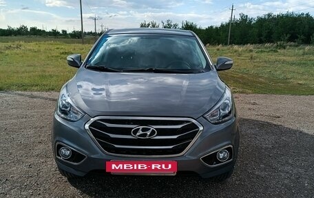 Hyundai ix35 I рестайлинг, 2015 год, 1 700 000 рублей, 2 фотография