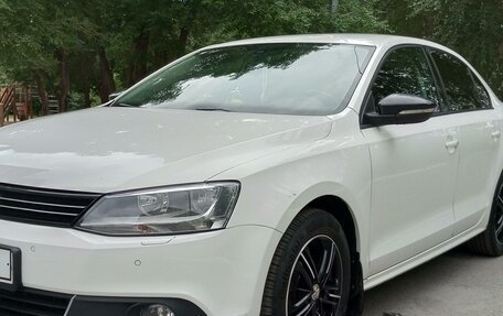 Volkswagen Jetta VI, 2011 год, 900 000 рублей, 1 фотография