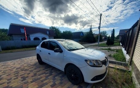 Renault Logan II, 2017 год, 650 000 рублей, 1 фотография