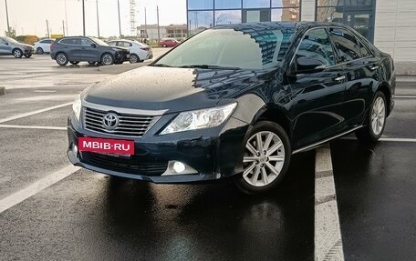 Toyota Camry, 2013 год, 1 765 000 рублей, 10 фотография