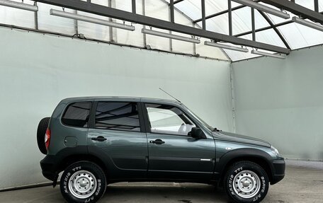 Chevrolet Niva I рестайлинг, 2010 год, 560 000 рублей, 10 фотография