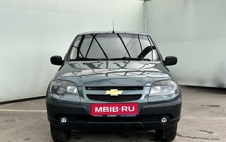 Chevrolet Niva I рестайлинг, 2010 год, 560 000 рублей, 3 фотография