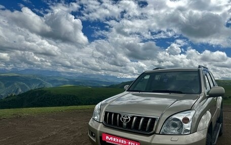 Toyota Land Cruiser Prado 120 рестайлинг, 2004 год, 1 750 000 рублей, 6 фотография