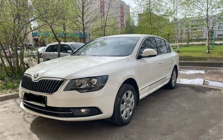 Skoda Superb III рестайлинг, 2013 год, 5 фотография