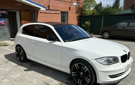 BMW 1 серия, 2010 год, 1 690 000 рублей, 3 фотография