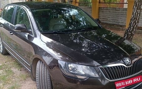 Skoda Superb III рестайлинг, 2014 год, 1 390 000 рублей, 1 фотография