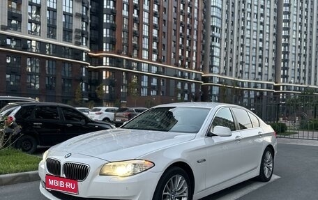 BMW 5 серия, 2010 год, 1 фотография