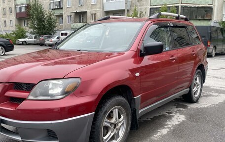 Mitsubishi Outlander III рестайлинг 3, 2003 год, 710 000 рублей, 2 фотография