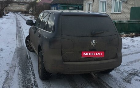 Volkswagen Touareg III, 2004 год, 750 000 рублей, 2 фотография