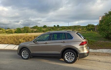 Volkswagen Tiguan II, 2020 год, 3 950 000 рублей, 4 фотография