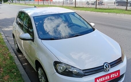 Volkswagen Golf VI, 2009 год, 890 000 рублей, 2 фотография