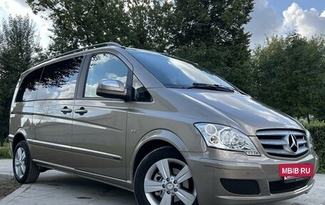 Mercedes-Benz Viano, 2011 год, 3 200 000 рублей, 5 фотография