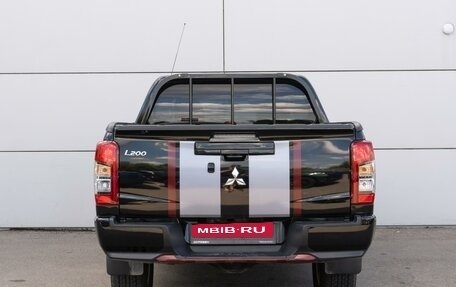 Mitsubishi L200 IV рестайлинг, 2023 год, 4 299 000 рублей, 4 фотография