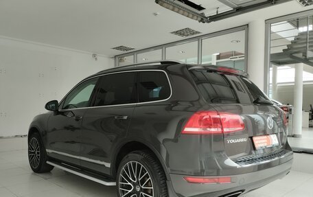 Volkswagen Touareg III, 2012 год, 2 590 000 рублей, 4 фотография