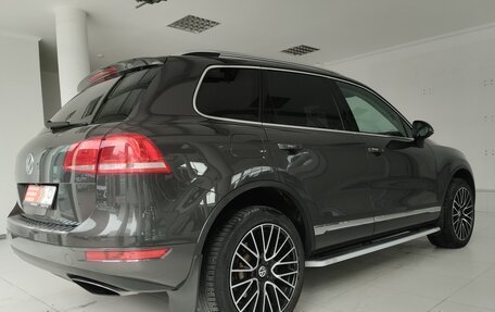 Volkswagen Touareg III, 2012 год, 2 590 000 рублей, 6 фотография