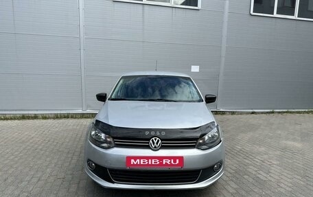 Volkswagen Polo VI (EU Market), 2011 год, 545 000 рублей, 2 фотография