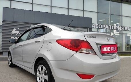 Hyundai Solaris II рестайлинг, 2011 год, 990 000 рублей, 6 фотография