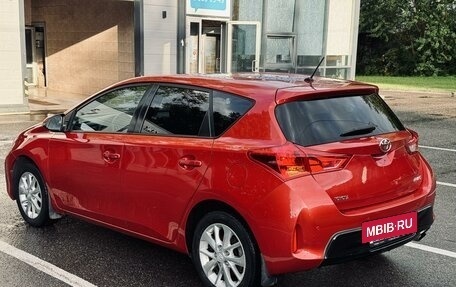 Toyota Auris II, 2013 год, 3 фотография