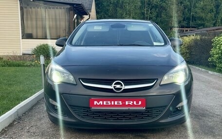 Opel Astra J, 2015 год, 1 150 000 рублей, 2 фотография