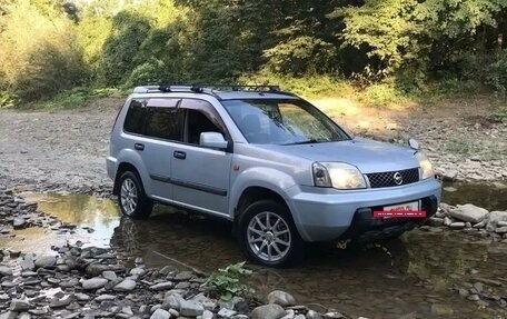 Nissan X-Trail, 2002 год, 680 000 рублей, 2 фотография