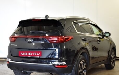 KIA Sportage IV рестайлинг, 2020 год, 2 100 000 рублей, 2 фотография