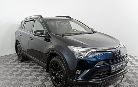 Toyota RAV4, 2018 год, 2 990 000 рублей, 3 фотография