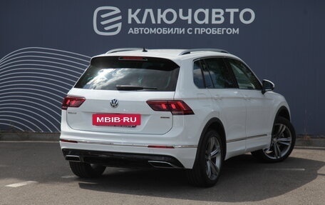 Volkswagen Tiguan II, 2019 год, 3 050 000 рублей, 2 фотография