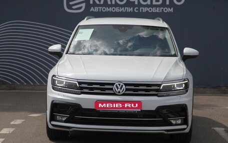 Volkswagen Tiguan II, 2019 год, 3 050 000 рублей, 3 фотография