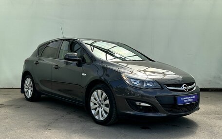 Opel Astra H, 2014 год, 2 фотография