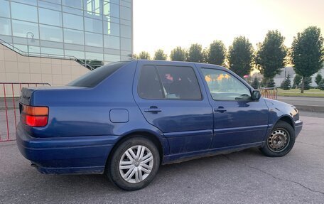 Volkswagen Vento, 1997 год, 4 фотография