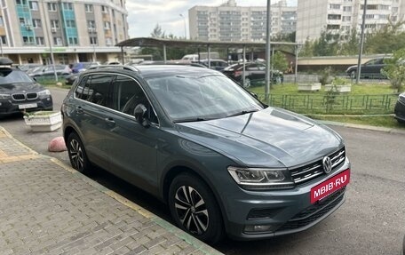 Volkswagen Tiguan II, 2019 год, 2 390 000 рублей, 6 фотография