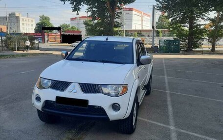 Mitsubishi L200 IV рестайлинг, 2008 год, 1 350 000 рублей, 1 фотография