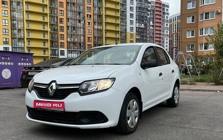 Renault Logan II, 2018 год, 840 000 рублей, 1 фотография