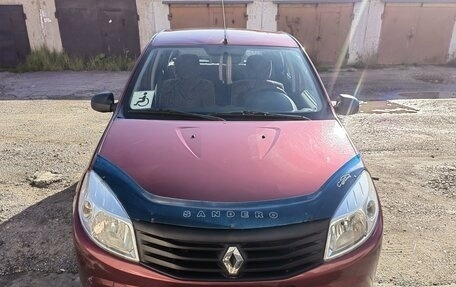 Renault Sandero I, 2010 год, 640 000 рублей, 1 фотография