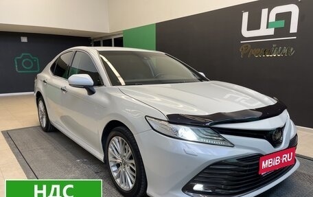 Toyota Camry, 2019 год, 3 100 000 рублей, 1 фотография