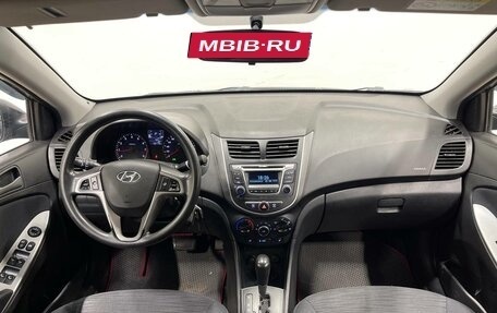 Hyundai Solaris II рестайлинг, 2015 год, 950 000 рублей, 6 фотография