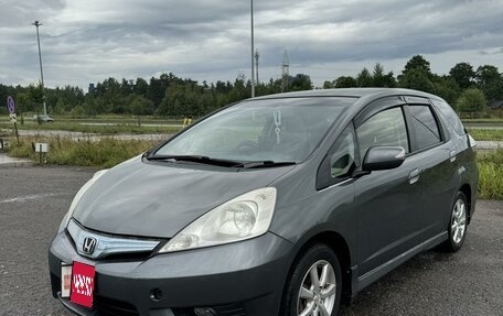 Honda Fit Shuttle I рестайлинг, 2012 год, 1 060 000 рублей, 1 фотография