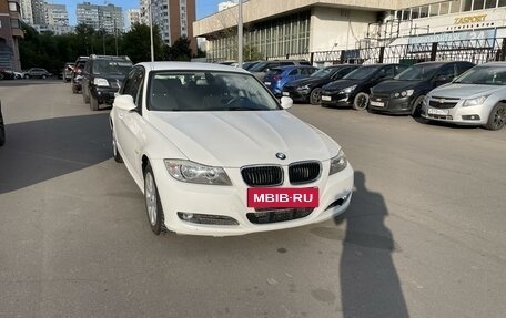 BMW 3 серия, 2011 год, 1 450 000 рублей, 2 фотография