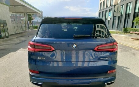 BMW X5, 2018 год, 5 900 000 рублей, 4 фотография