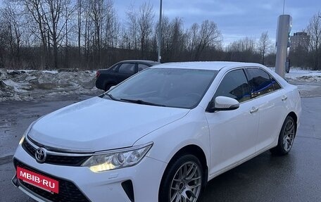 Toyota Camry, 2014 год, 1 800 000 рублей, 2 фотография