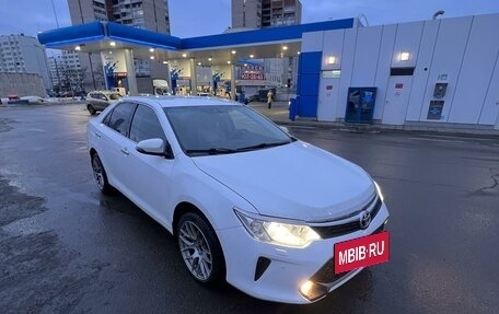 Toyota Camry, 2014 год, 1 800 000 рублей, 4 фотография