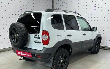 Chevrolet Niva I рестайлинг, 2018 год, 970 000 рублей, 5 фотография