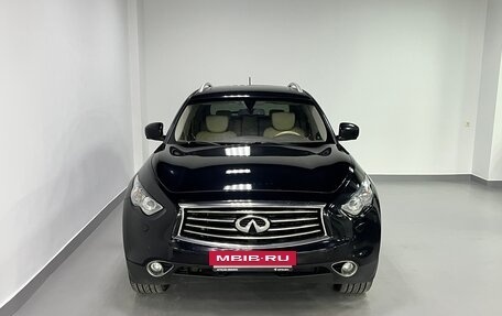 Infiniti QX70, 2014 год, 2 790 000 рублей, 3 фотография