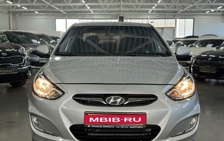 Hyundai Solaris II рестайлинг, 2011 год, 749 000 рублей, 2 фотография