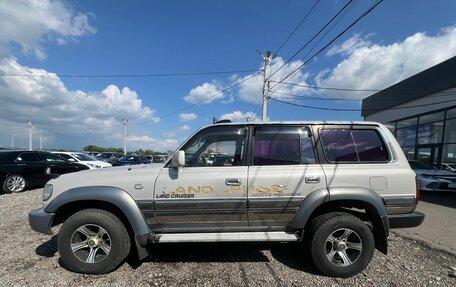 Toyota Land Cruiser 80 рестайлинг, 1997 год, 1 679 000 рублей, 3 фотография