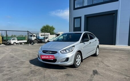 Hyundai Solaris II рестайлинг, 2011 год, 949 000 рублей, 2 фотография